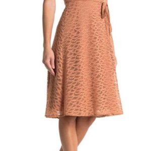 FRNCH Lace short sleeve wrap dress - pink